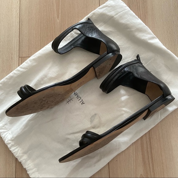 3.1 Phillip Lim Kiddie Leather Black Flat Sandals - Picture 4 of 6